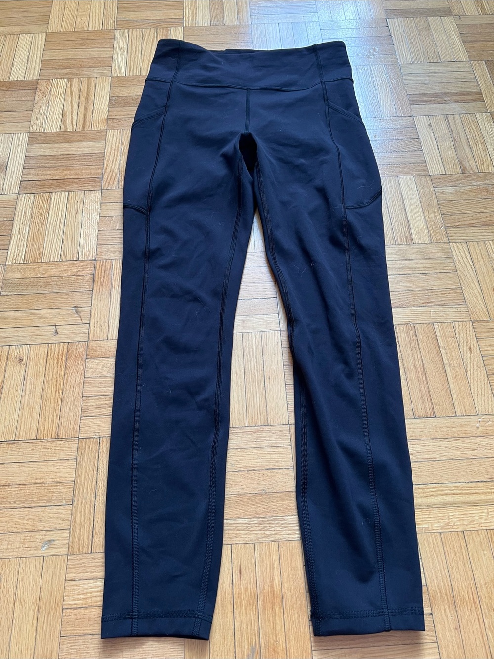 Lululemon winder train tight pockets